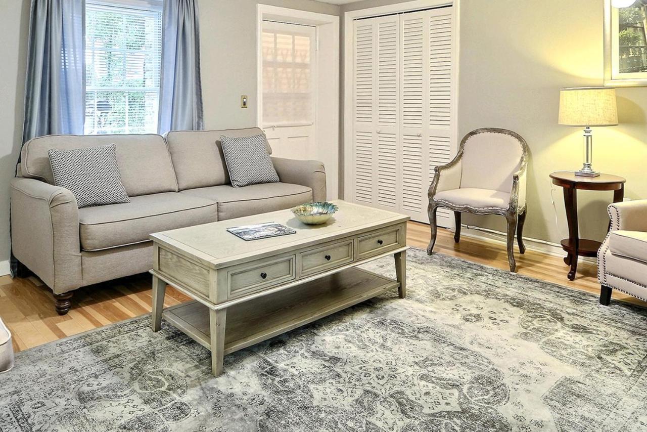 Oglethorpe Manor Garden Level Apartment Савана Екстериор снимка