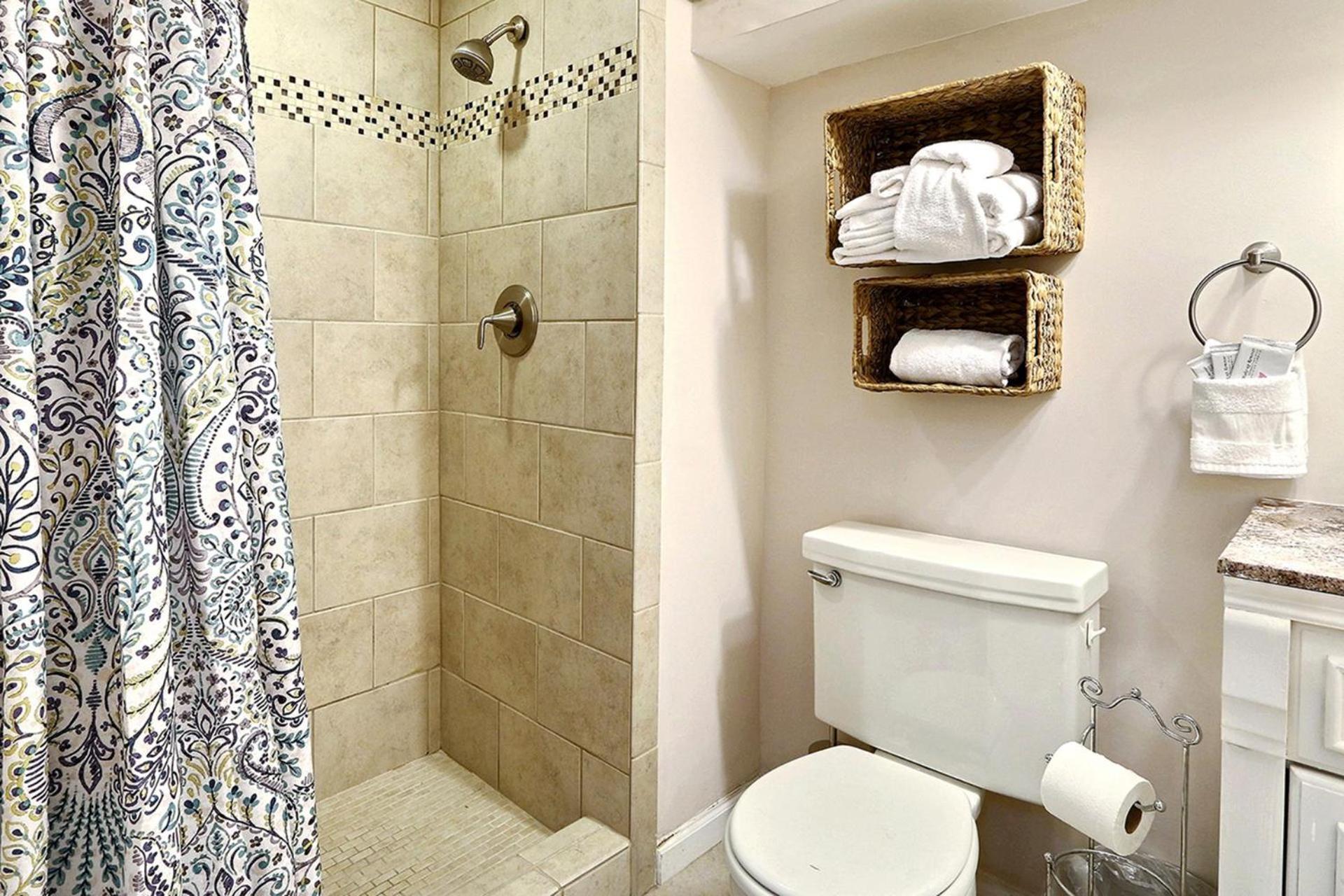 Oglethorpe Manor Garden Level Apartment Савана Екстериор снимка